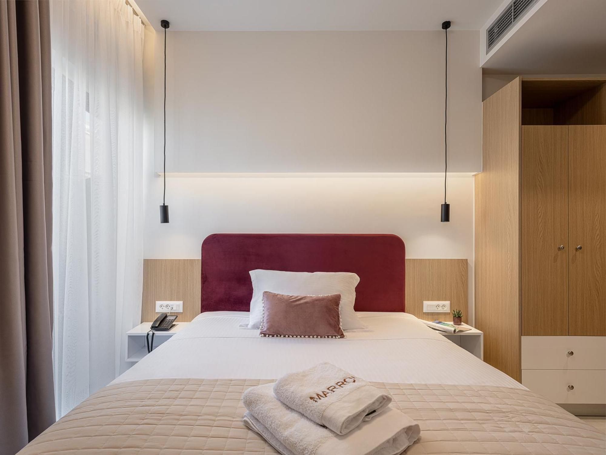 Miss Marrone City Hotel Chania  Ngoại thất bức ảnh