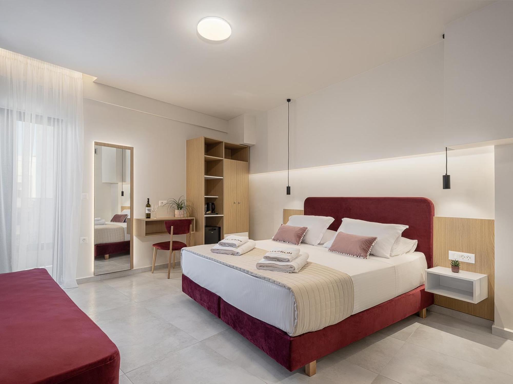 Miss Marrone City Hotel Chania  Ngoại thất bức ảnh